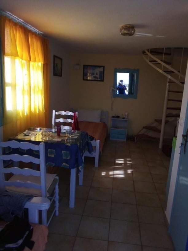 Darzenta Athina Beach Houses Perissa Exterior foto